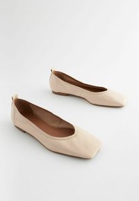 Next SIGNATURE SQUARE TOE  - Baleriinad - bone