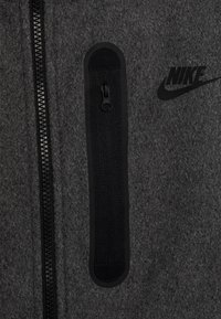Nike Sportswear TECH WINTERIZED - Fleecejacka - dark smoke grey/black