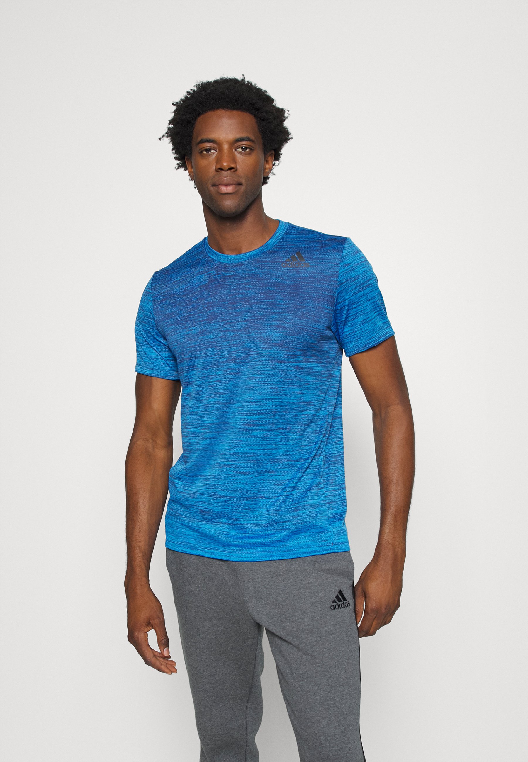 adidas Performance GRADIENT TEE - T-Shirt print - blue rush/shadow  navy/blau - Zalando.ch