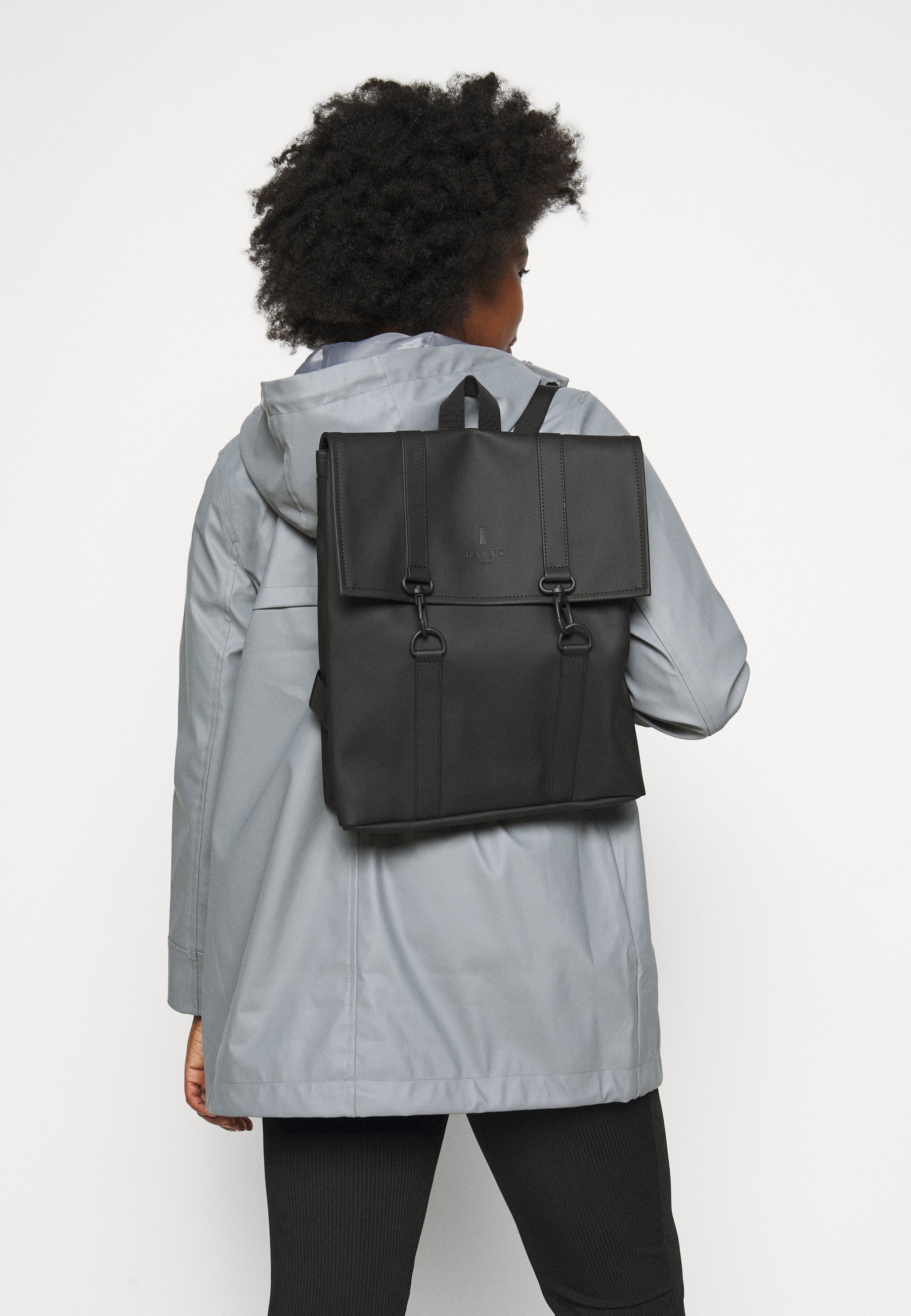 Rains BAG MINI Ryggsäck blacksvart Zalando.se Ryggsäck Rains Mini svart