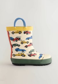 Botte de pluie en caoutchouc avec une base crème ornée de motifs de voitures colorés, semelle verte, poignées bleues et bordure supérieure jaune. Conception robuste pour les conditions humides.