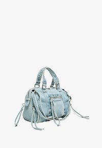 Nevybráno, light blue