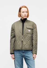 Guess Jeans QUILTED PUFFER JACKET - Bombera - olive light green