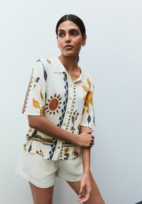 Next - COLLARED SHORT SLEEVE - Button-down blouse - abstract sunshine Thumbnail Image 1