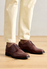 MELBOURNE - Business-Schnürer - dark brown