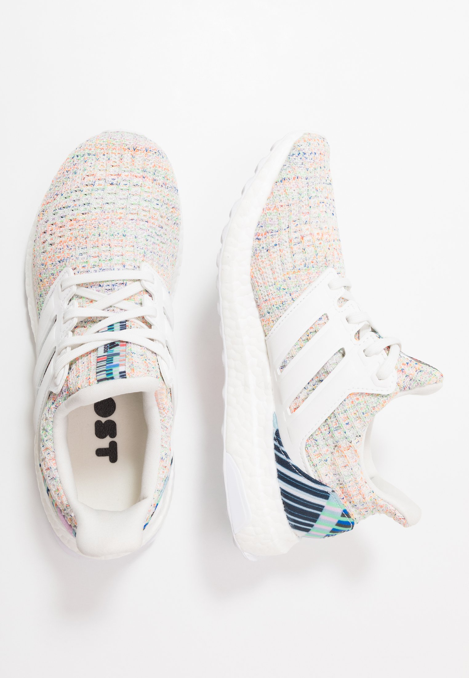 ultra boost crystal white glow green