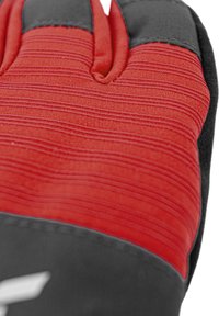 Rote und schwarze Handschuhe mit gerippter Textur an der Handfläche und den Fingern, mit einem glatten schwarzen Teil am Bündchen.
