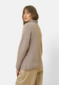 Just Cashmere COL ROULÉ - Maglione - mottled caribou