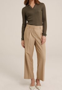 WE Fashion Stickad tröja - khaki