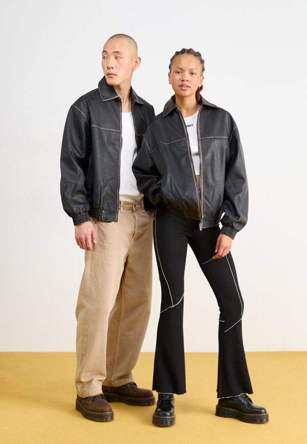 ENIGMA JACKET UNISEX - Faux leather jacket3