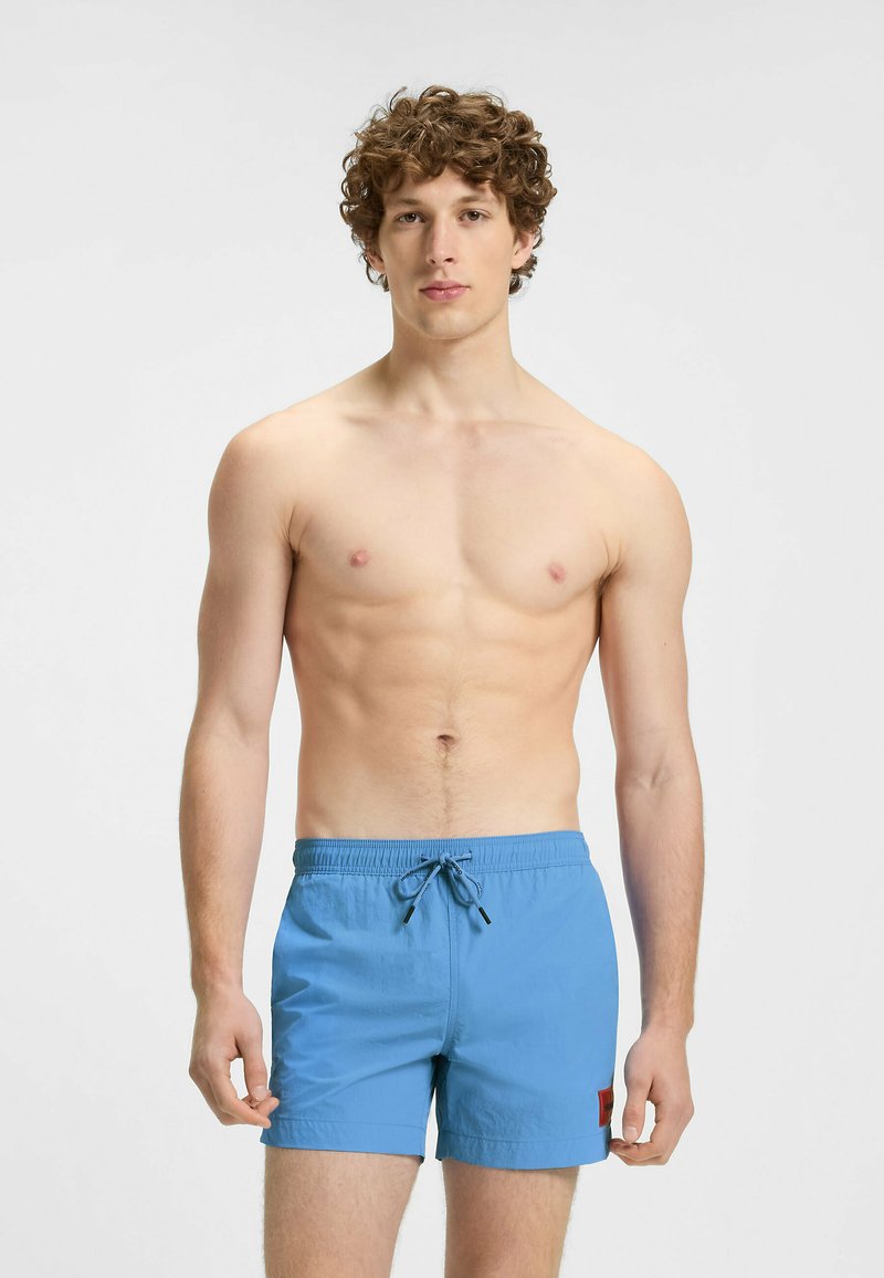 HUGO DOMINICA - Shorts da mare - light blue