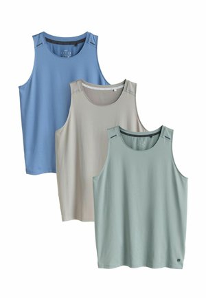 Drei ärmellose Sport-Tanktops in Blau, Beige und Hellgrün, überlappend auf einem weißen Hintergrund angeordnet.