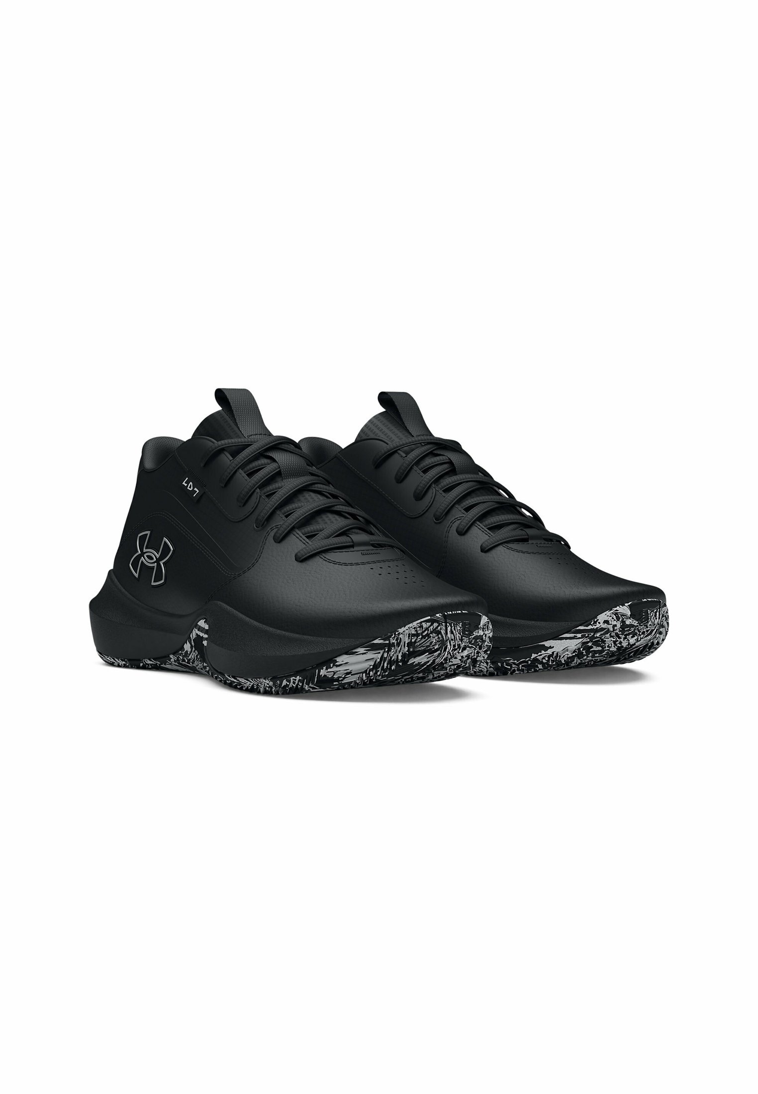 black basketball sneakers