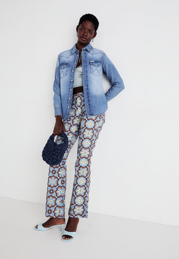 HERITAGE SHIRT - Button-down blouse3