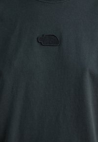 Thumbnail Image 7