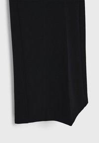 Stradivarius TAILORED FLARED - Bukser - black