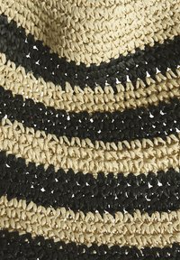 Cecil SOMMER  - Hatt - schwarz
