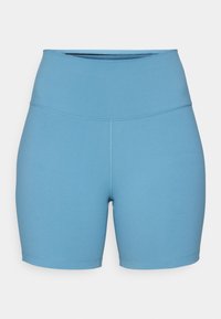 Jasnoniebieskie szorty z wysokim stanem wykonane z gładkiej, elastycznej tkaniny. Posiadają płaskie szwy i dopasowany krój zapewniający komfort i swobodę ruchów.