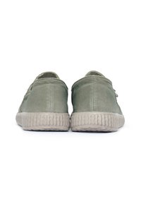Walk in Pitas Zapatos sin cordones - verde