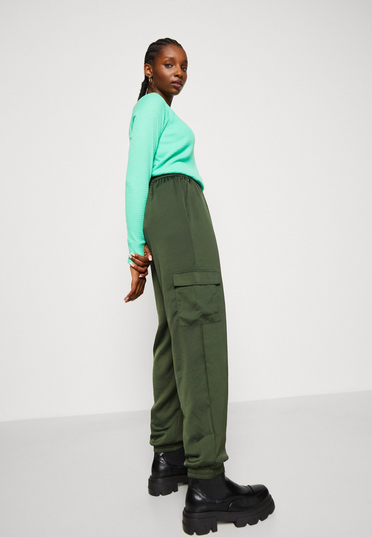 ONLTRACY PANTS