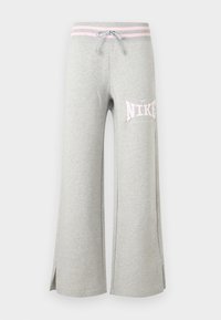 Επιλέχθηκε, smoke grey