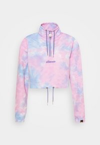 Skórzany sweter o skróconym kroju, wykonany z miękkiego materiału, z różowo-niebieskim wzorem tie-dye, wysokim kołnierzem i regulowanym sznurkiem na dolnym brzegu.
