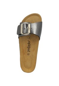 Gray leather sandal with a wide strap, featuring a metallic buckle. Cushioned, natural-colored footbed with brand logo imprint.