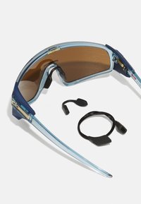Oakley LATCH PANEL UNISEX - Solbriller - trans stonewash/prizm tungsten