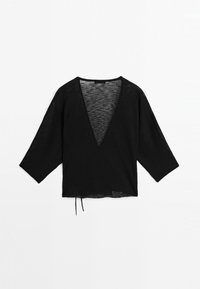 Schwarzes, locker sitzendes Strickoberteil mit tiefem V-Ausschnitt, 3/4-langen Ärmeln und verstellbaren Bändern am Saum; strukturiertes, leichtes Material.