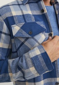 Jack & Jones PREMIUM JPRROY - Vapaa-ajan kauluspaita - estate blue