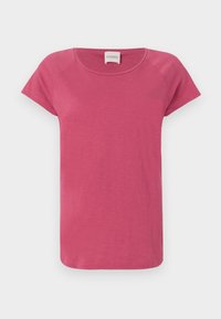 T-paita - cherry red