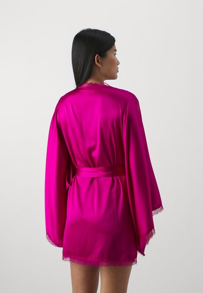 Kimono Court En Soie Agent Provocateur Nayeli - Rose, Neuf Avec étiquettes, Lingerie