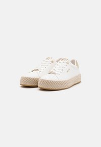 Tamaris Trainers - white