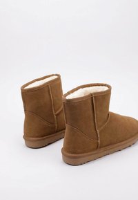 LIMMA NIIVISTY - Botines - camel