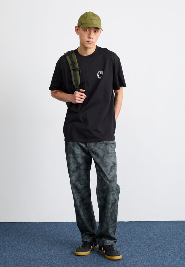 LINKED CHARMS - Print T-shirt3