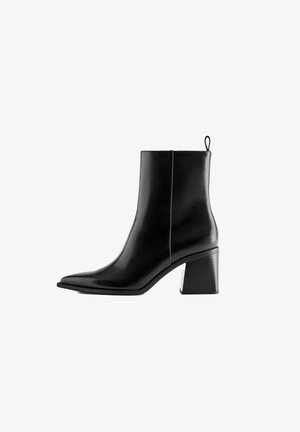 PULL&BEAR, HEEL ANKLE BOOTS - Bottines - black
