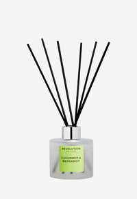 Makeup Revolution REVOLUTION CUCUMBER & BERGAMOT REED DIFFUSER - Raumduft
