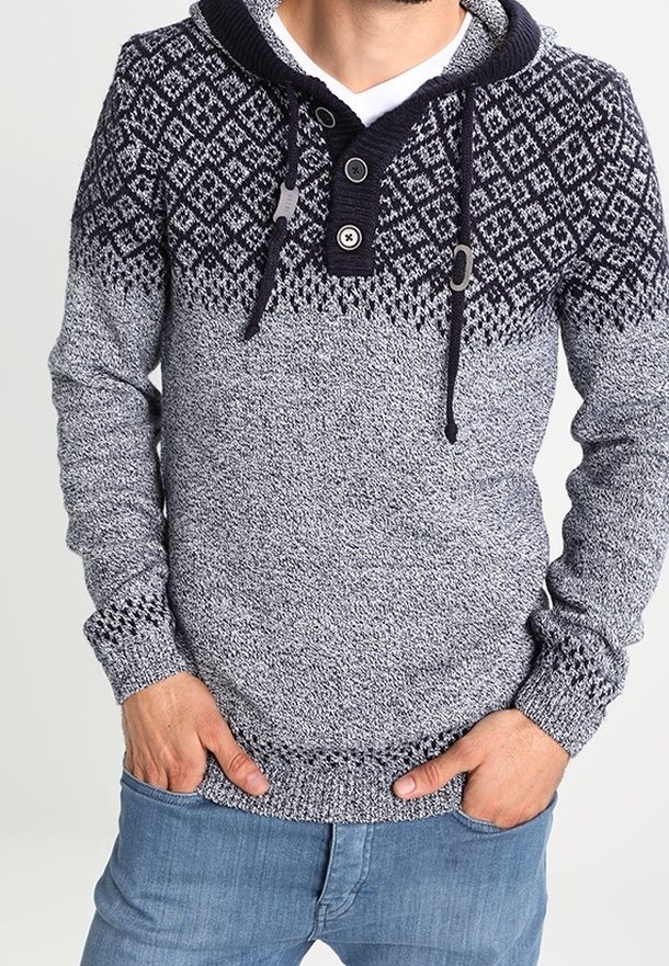 Pullover-Hoodie in Marineblau und Grau mit Rautenmuster, verfügt über eine Kapuze mit Kordelzug und zwei Knöpfe am Ausschnitt. Strukturierter Stoff.