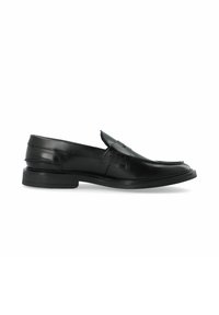 Mocasines de cuero negro con un acabado suave, puntera redondeada y costuras decorativas en la parte superior. Diseño de tacón bajo y apilado.