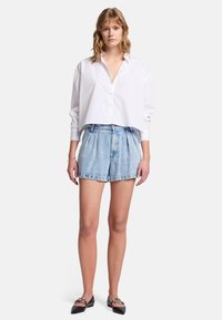 7 for all mankind PLEATED - Denimshorts - light blue