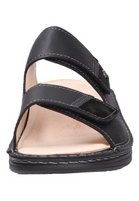 Finn Comfort Mules - schwarz