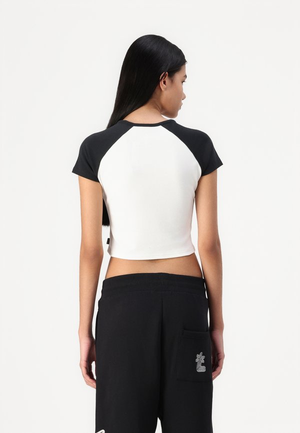 CHUCK PATCH COLORBLOCK - Print T-shirt4