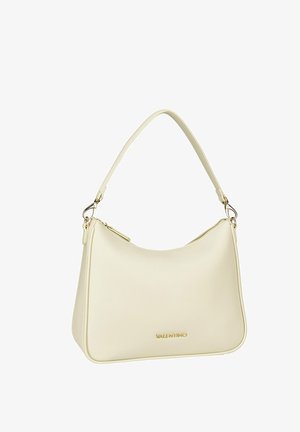 Borsa a mano in pelle color crema con forma curva, texture liscia, chiusura con cerniera e tracolla corta. Presenta un logo dorato sulla parte frontale.