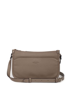 Borsa a tracolla in pelle grigia con texture liscia, chiusura con zip, tracolla regolabile e tasca frontale con sottile dettaglio del logo.