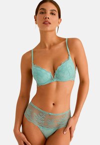 Sélectionné, bleu turquoise