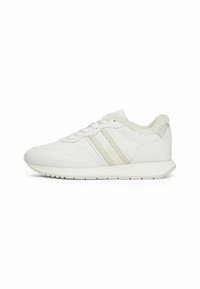 White athletic shoe featuring a textured fabric collar, leather upper, and light colored stripes. Rubber sole with low-profile design.