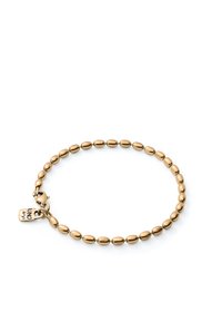 Bracelet en doré composé de perles lisses et ovales, doté d'un fermoir sécurisé et d'une petite étiquette en charme gravée.