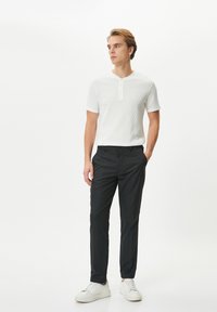 Koton - T-shirt basic