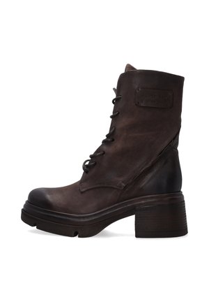 Platform ankle boots - brown