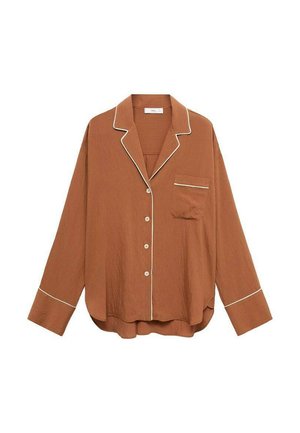 Camicia button-up marrone con piping bianco, maniche lunghe, taschino sulla parte sinistra del petto, tessuto testurizzato e vestibilità comoda.